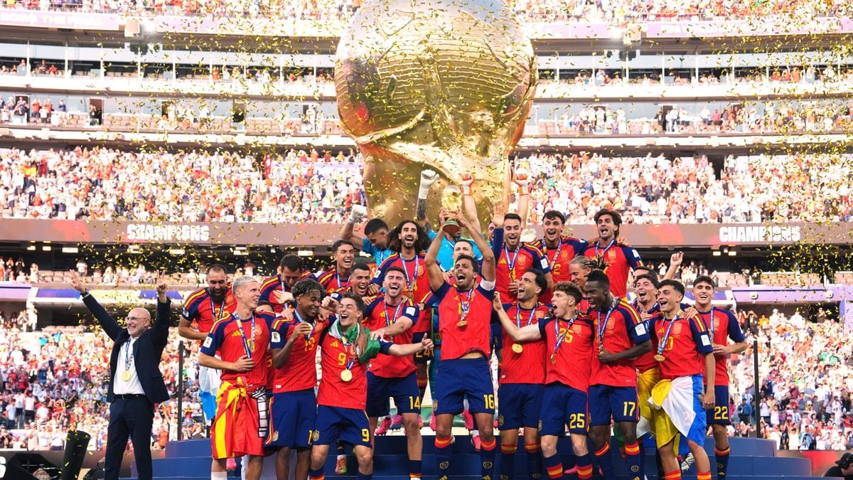 Llorente dijo basta: se va de España con la Copa todavía caliente