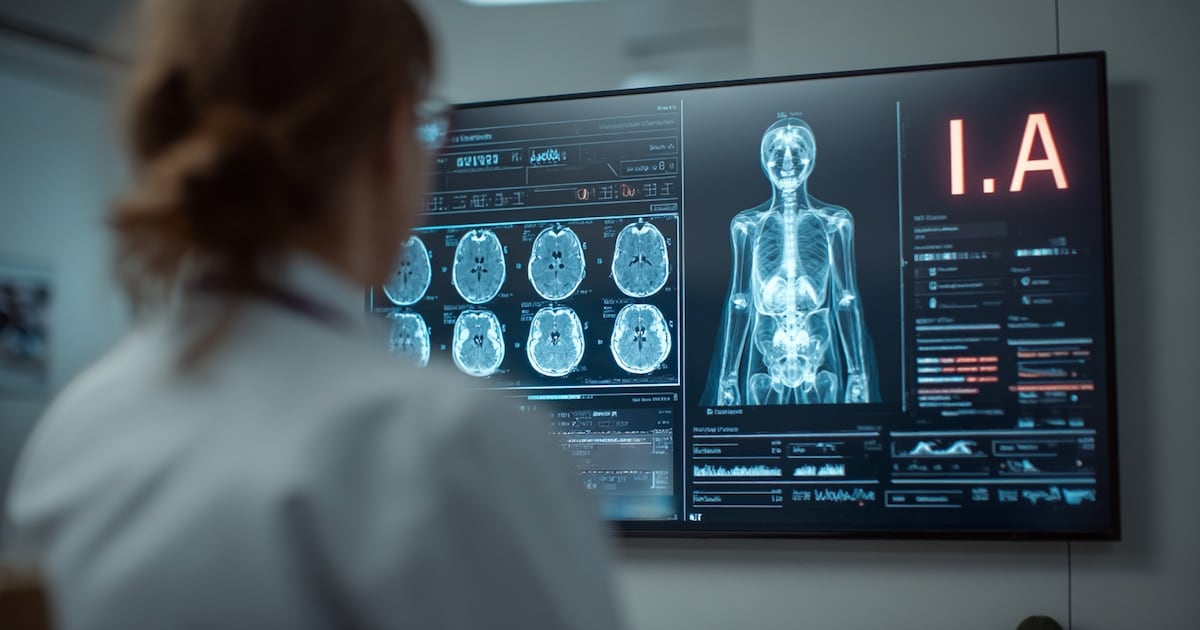 Inteligencia artificial que predice enfermedades a partir de toda tu historia clínica: lo que hay que saber antes de ilusionarse