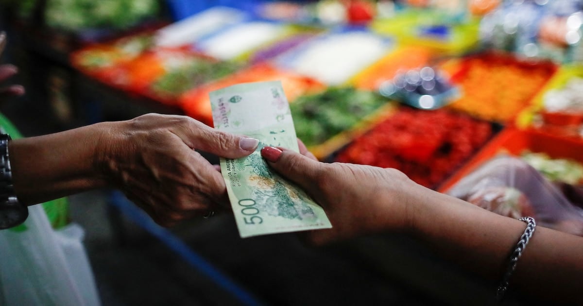 La inflación de agosto perforaría el 2% y se ubicaría entre 1,4% y 1,9% según cinco consultoras privadas