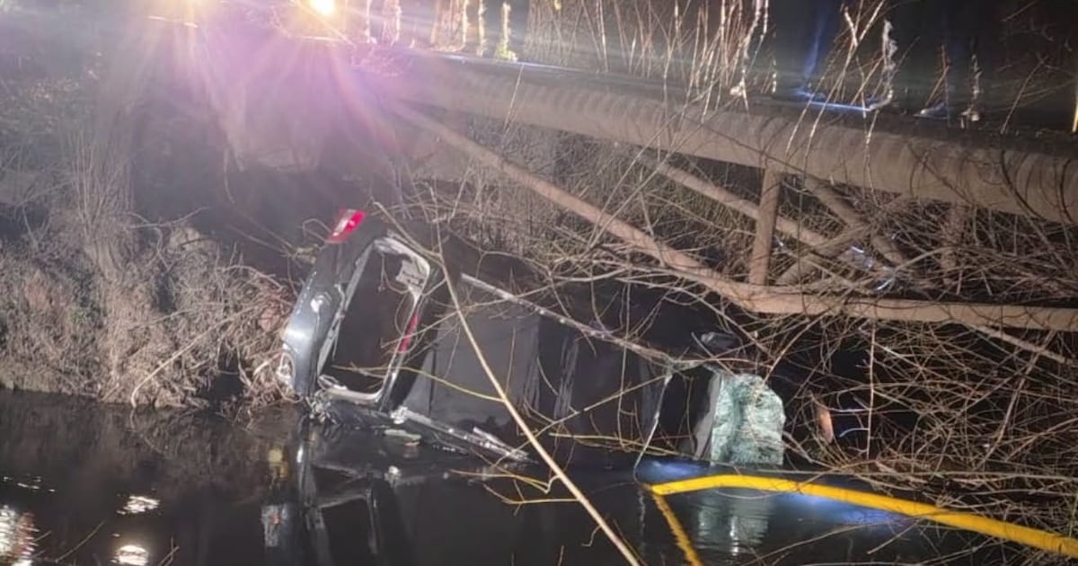 Operativo en el Alto Valle: continúa la búsqueda del menor arrastrado por un canal en Fernández Oro