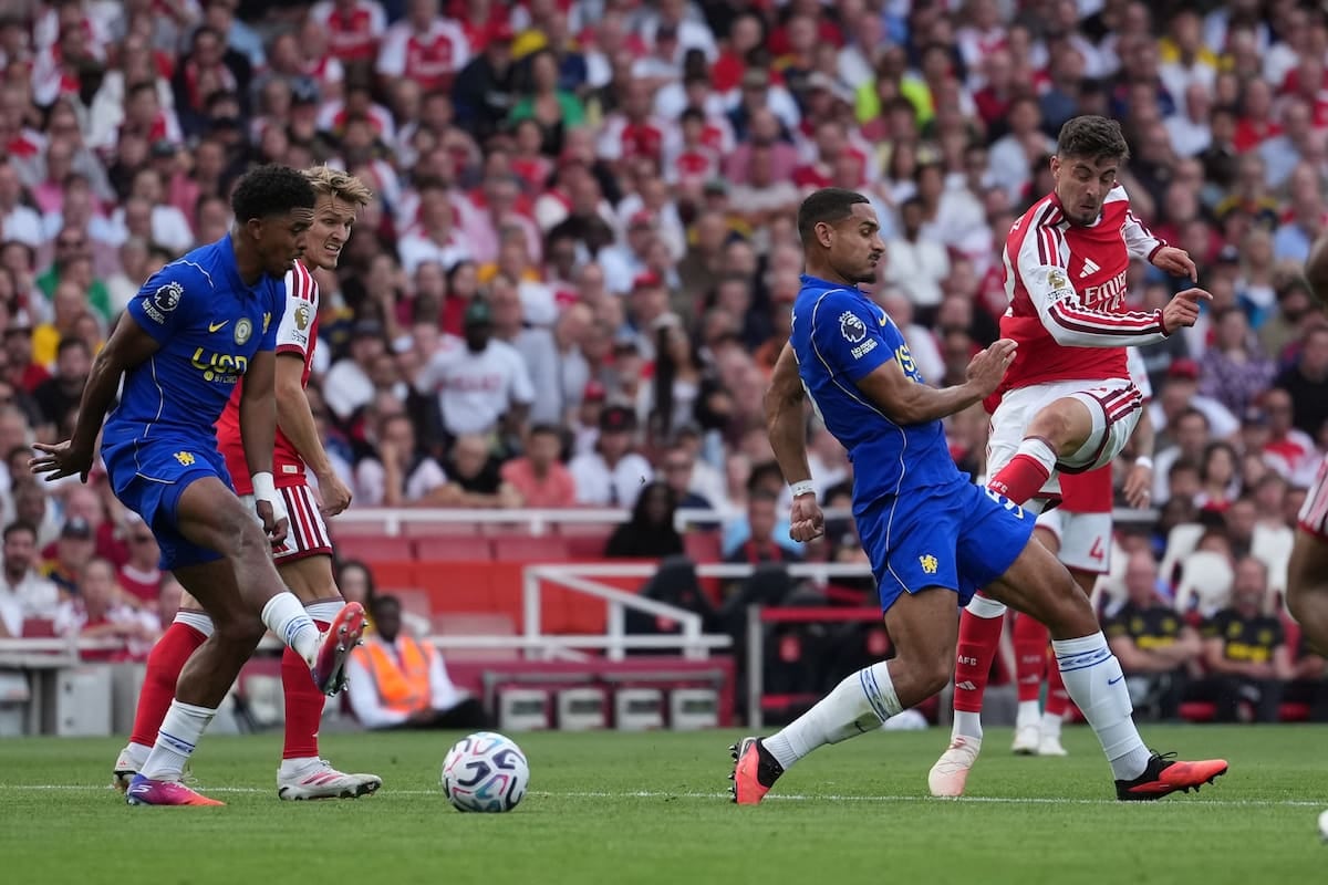 Arsenal pasó la prueba de fuego, dio vuelta el resultado ante Chelsea y manda en la Premier con puntaje ideal