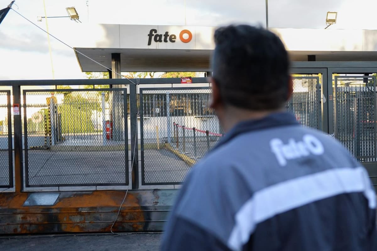 El empleo formal perdió 434.126 trabajadores en un año y el padrón de empresas se redujo a 481.015 firmas