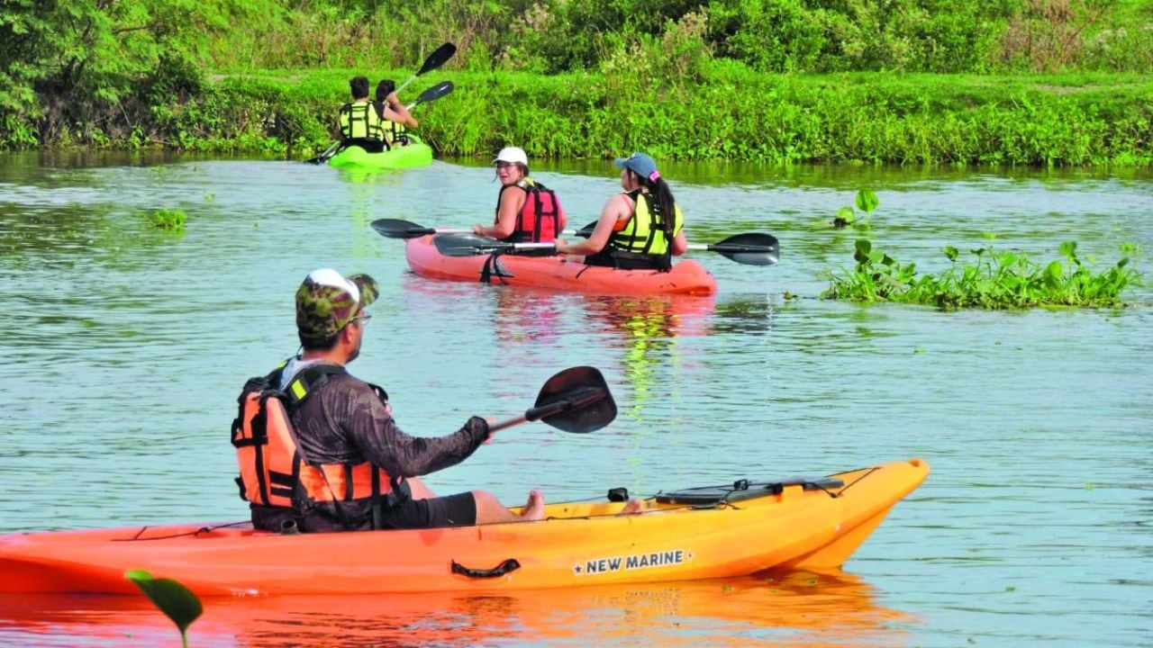 Remar la Setúbal: tres formas de meterse en el agua que abraza a Santa Fe
