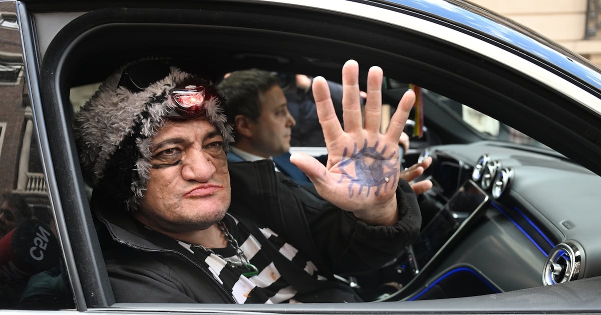 Juicio contra Pity Álvarez: tras el rechazo del apartamiento de los jueces, se reanuda el debate con cuatro peritos forenses