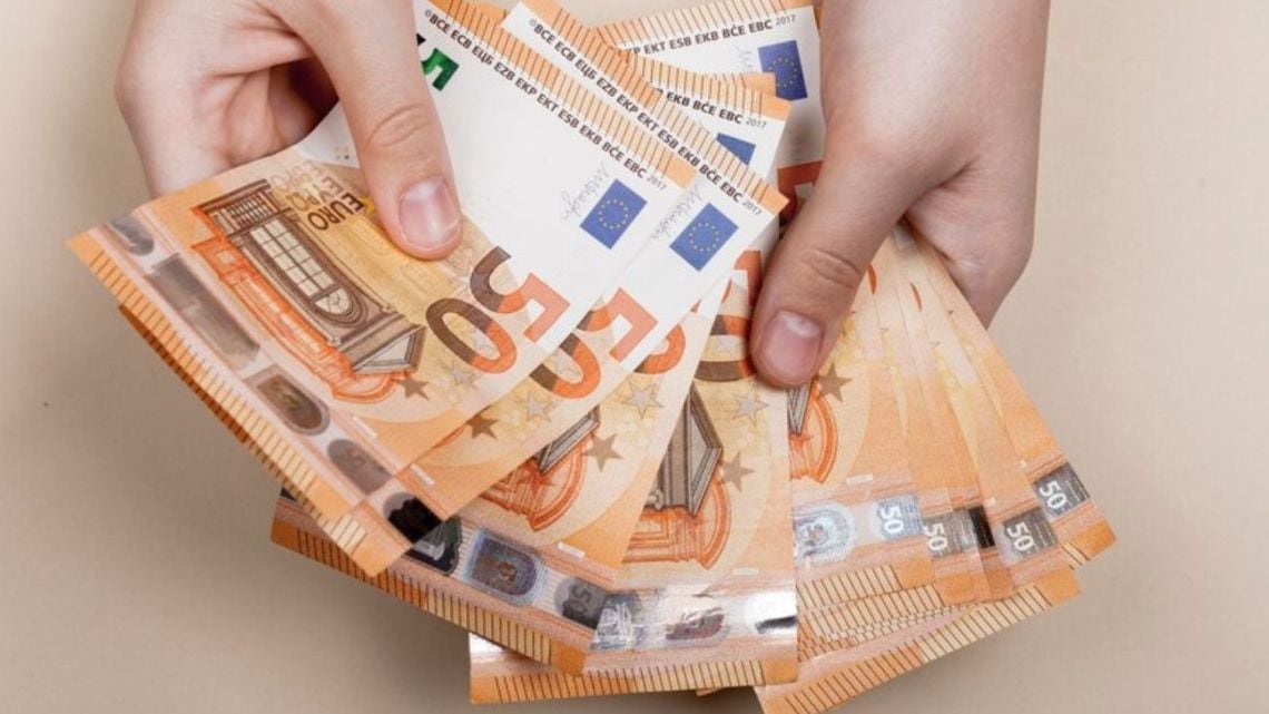 El euro blue mantuvo su cotización y cerró la semana en $1.844,75 para la venta