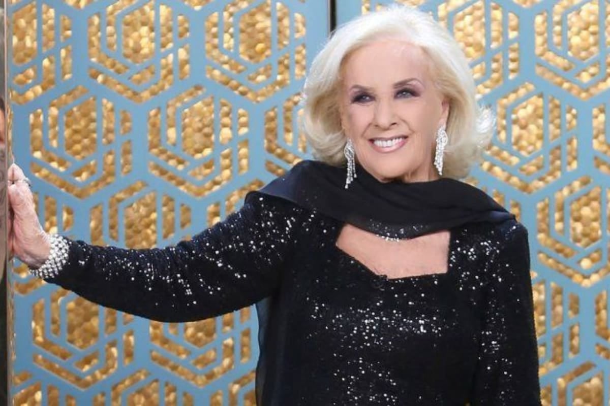 Mirtha Legrand, de la mesaza al sanatorio: otra vez internada y con un cuadro respiratorio que preocupa