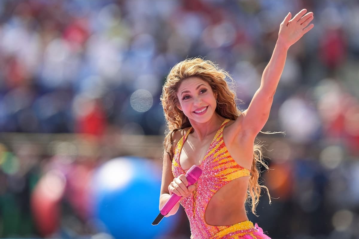 Diez años no es nada: el colegio de Shakira en Cartagena que banca a mil pibes y abre sus puertas al barrio