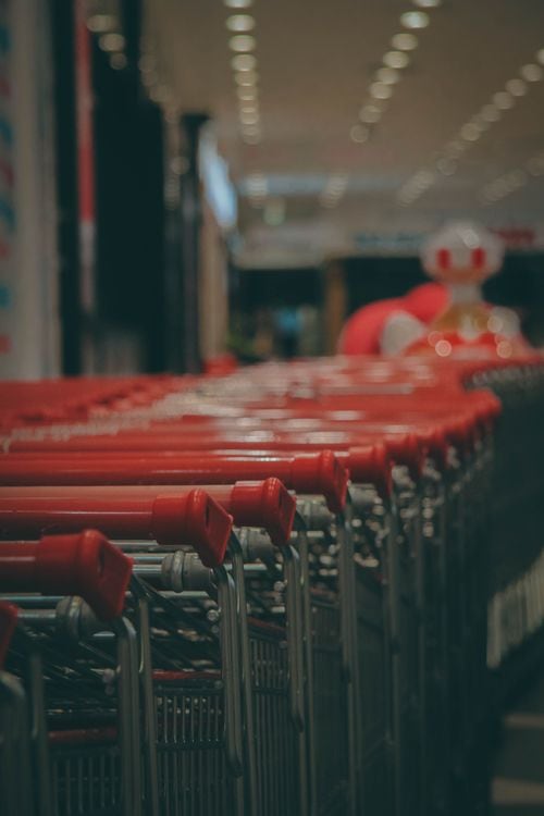 El lunes 28 puede dejar a supermercados y shoppings con persianas bajas por el Día del Empleado de Comercio