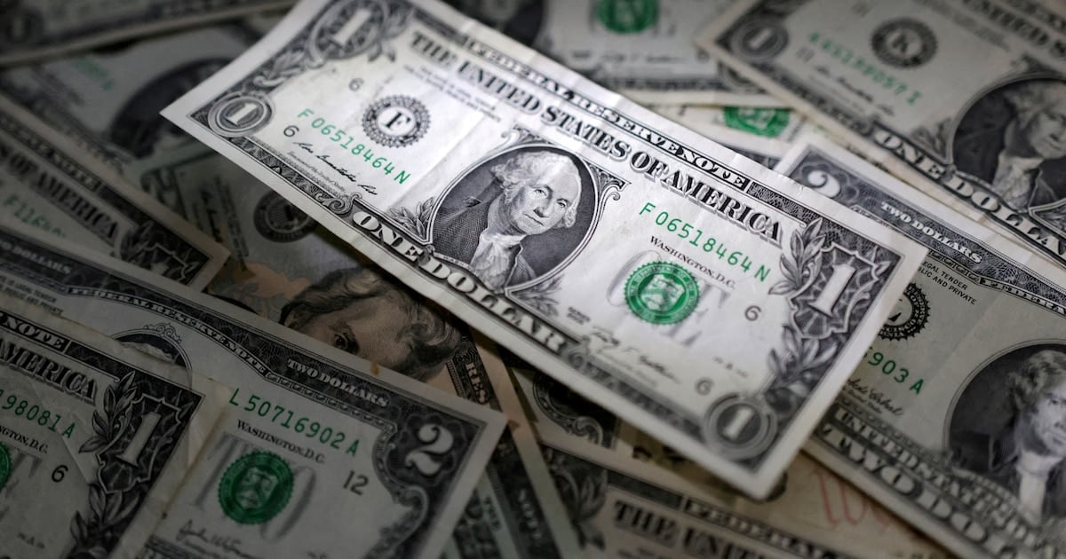 El precio de venta del dólar en el Banco Nación recortó cinco pesos a lo largo de la semana y se ubica en 1.540 pesos
