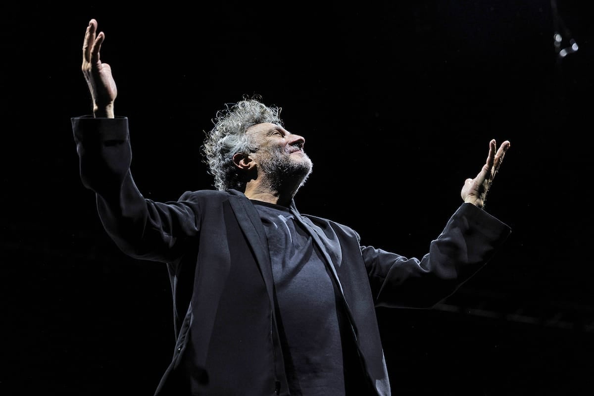 Fito Páez les gritó a los de seguridad en Mar del Plata y el Polideportivo quedó en el centro de la escena