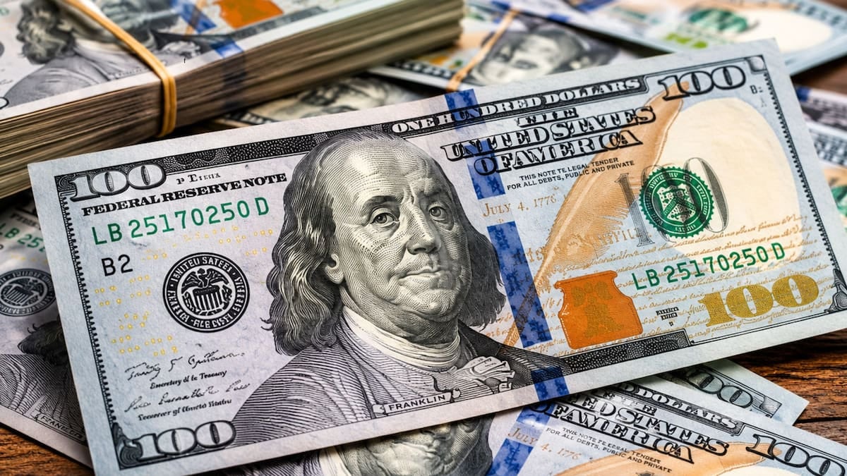 El dólar oficial cerró a $1540 para la venta en el Banco Nación y deja una brecha de $50 entre puntas