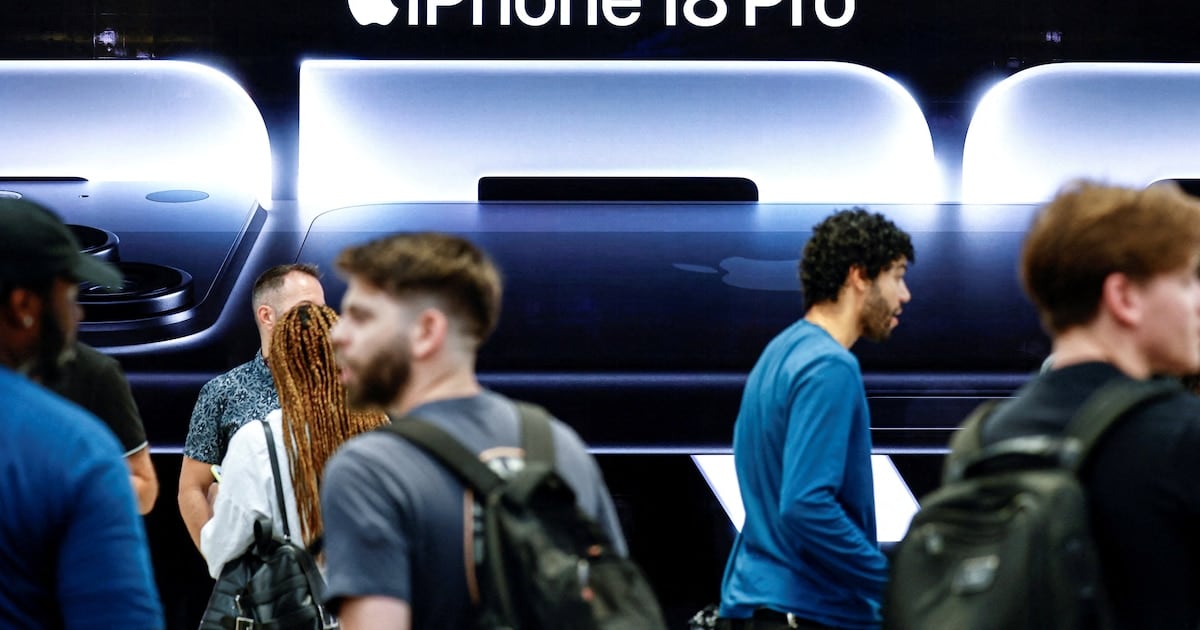 La inteligencia artificial se llevó puesta la memoria de los celulares y Apple lo paga con el iPhone 18 Pro