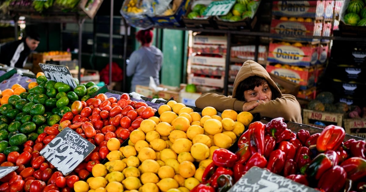 Septiembre en la mesa: el tomate empujó la inflación de alimentos con una suba del 34,1% y la lechuga se abarató más de diez puntos