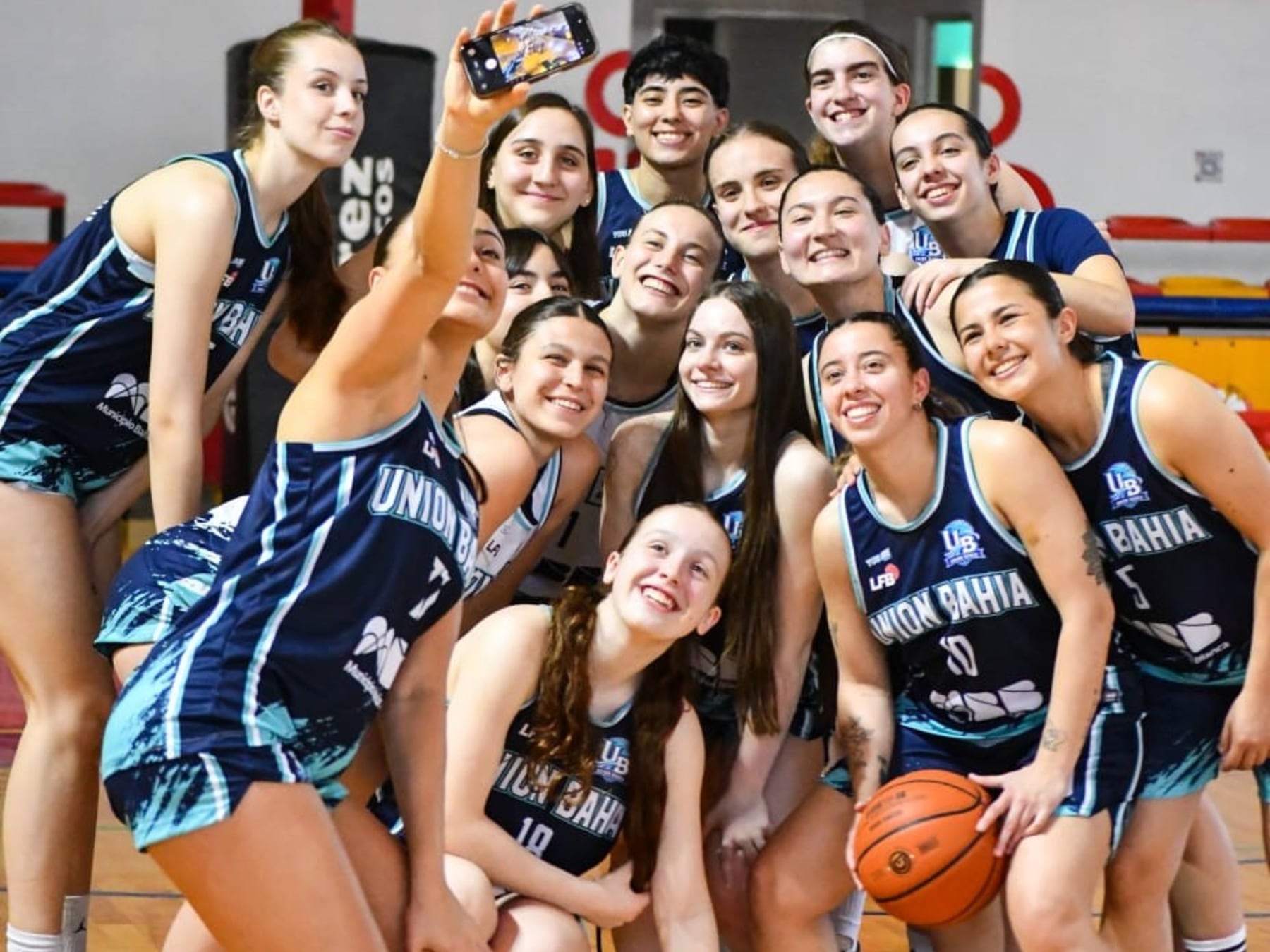 Unión Bahía recibe a Boca en una noche histórica para el básquet femenino de la ciudad