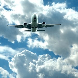 La Argentina mantiene la carga impositiva más pesada de la región sobre los pasajes aéreos internacionales