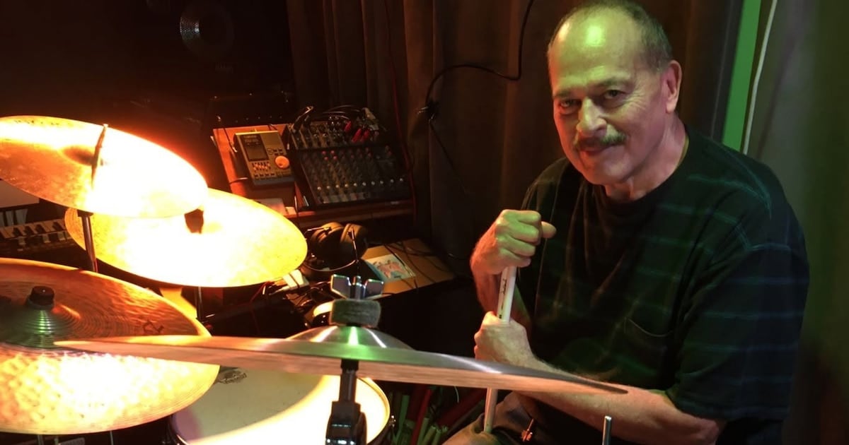 Carlos Riganti: el baterista de Alas que también atendía a los niños y